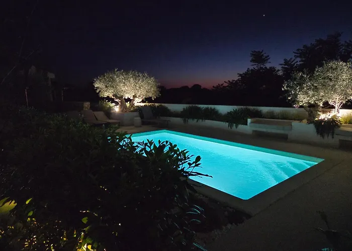 VILLA CALA, Hotel Rooms&Apartments Novalja