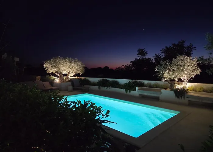 VILLA CALA, Hotel Rooms&Apartments Novalja