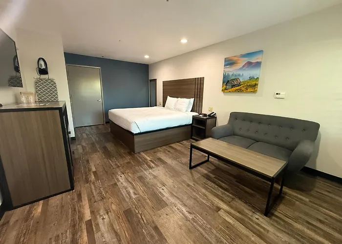 Baymont By Wyndham Manteca