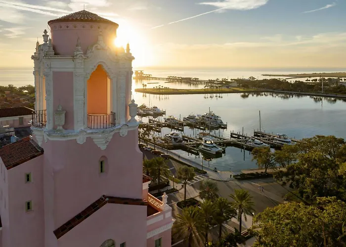 The Vinoy Resort & Golf Club, Autograph Collection St. Petersburg
