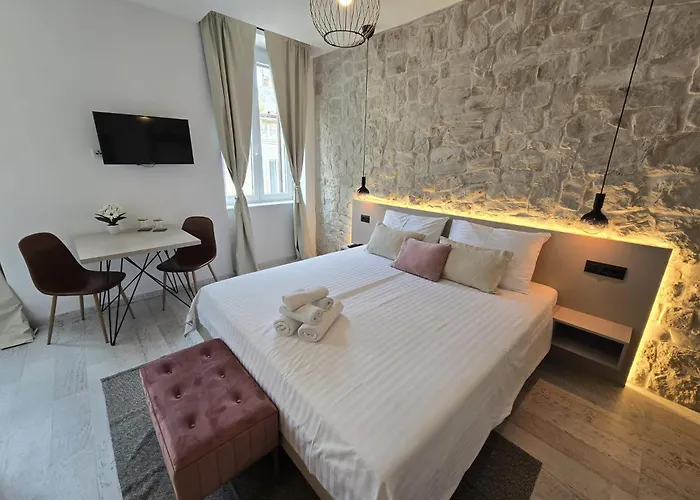 Studio Apartments - Pula City Center