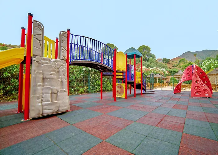 Holiday World Riwo Hotel.