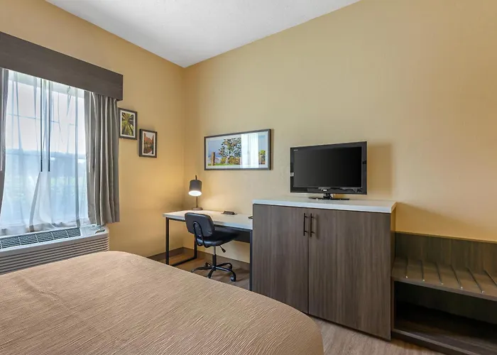 Quality Inn & Suites Bellville - Mansfield