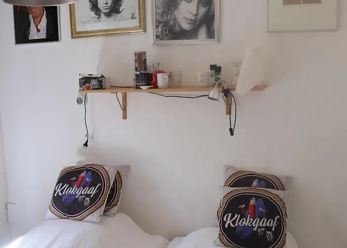 Bed & Breakfast Klokgaaf De Koog 