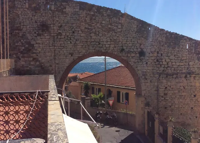 Hotel Gino Noli