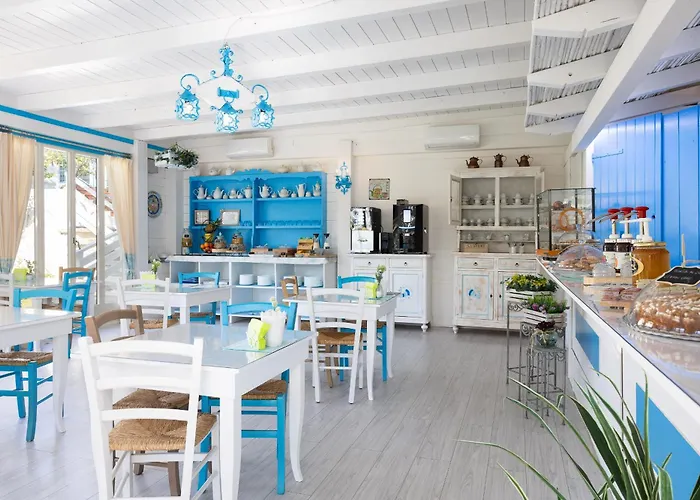 Palmasera Charming - Rooms & Suites
