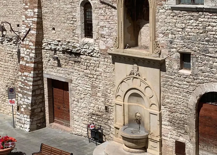 Hotel Residenza Via Dante Gubbio