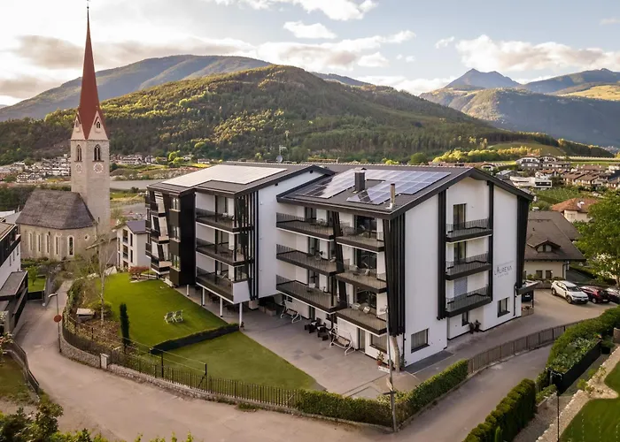 Laurena Aparthotel Natz-Schabs