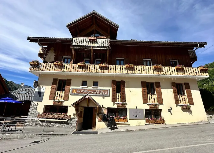 Hôtel-Chalet les Mélèzes