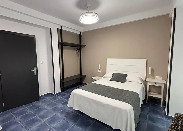 Hostal Casa Julio - Auto Check-In