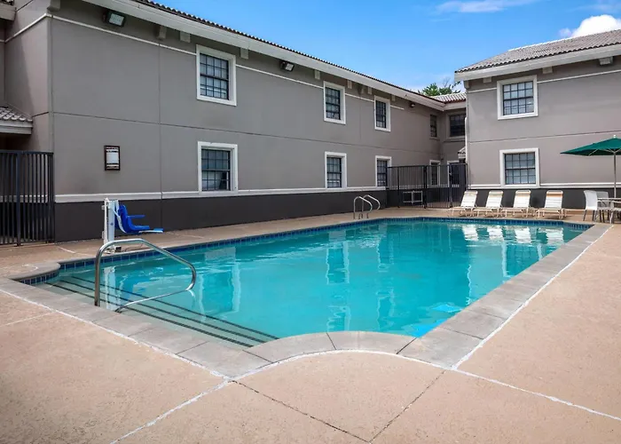 La Quinta Inn By Wyndham Omaha West