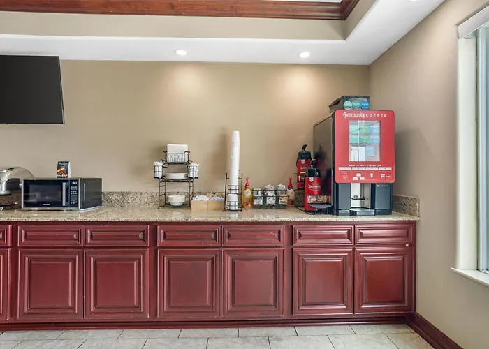 Best Western Plus Chalmette Hotel