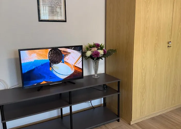 Van Kim 2 - Souterrain Monteurwohnung Emden