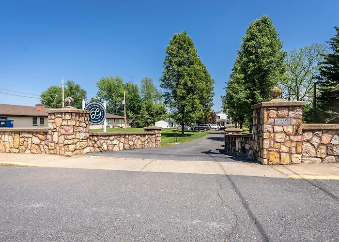 The Legacy Inn