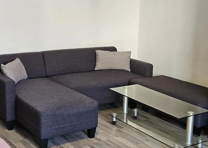 Seventeen -Apartament la casa