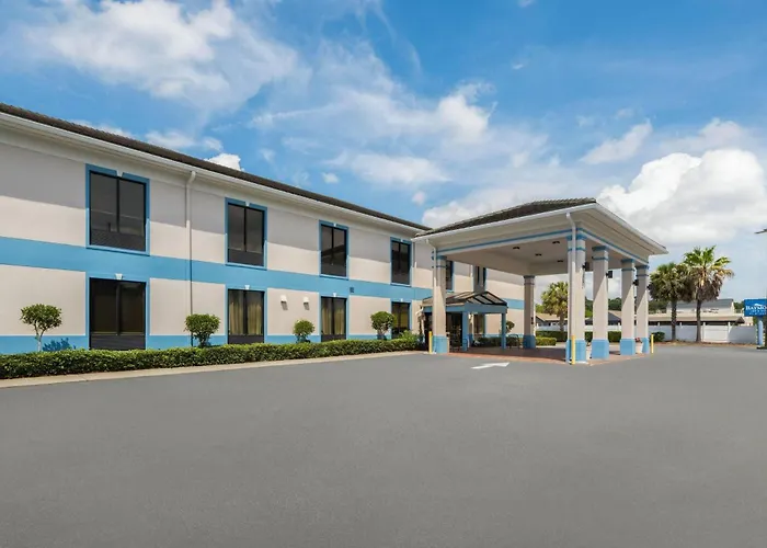 Baymont By Wyndham Savannah/Garden City
