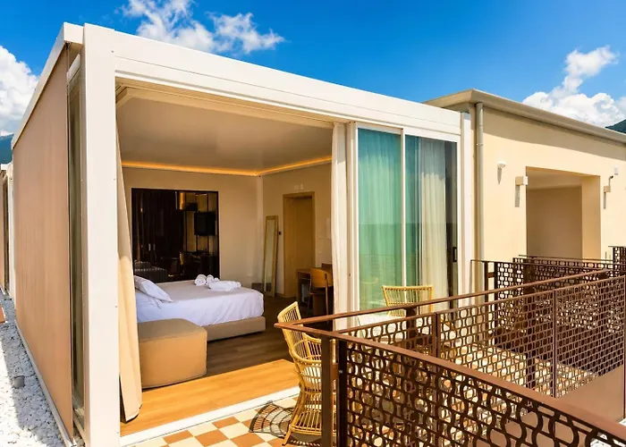 Beach Hotel Terracotta