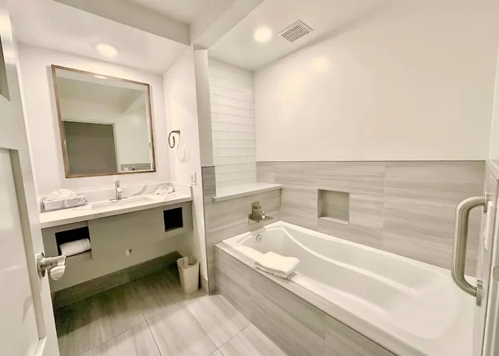 The Volare, An Ascend Collection Hotel San Clemente