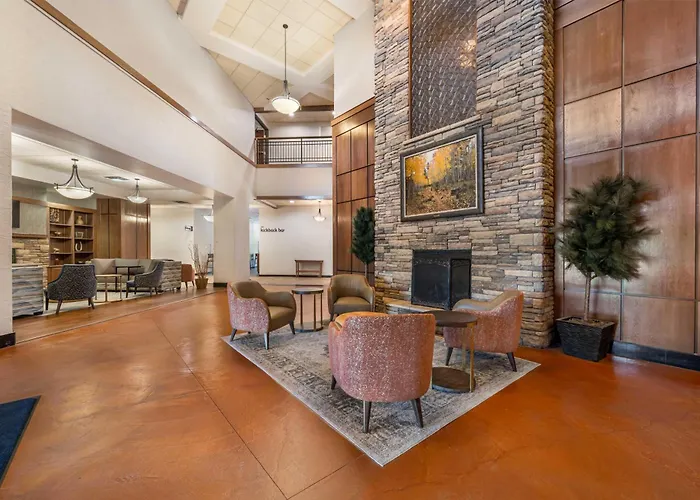 Drury Inn & Suites Flagstaff