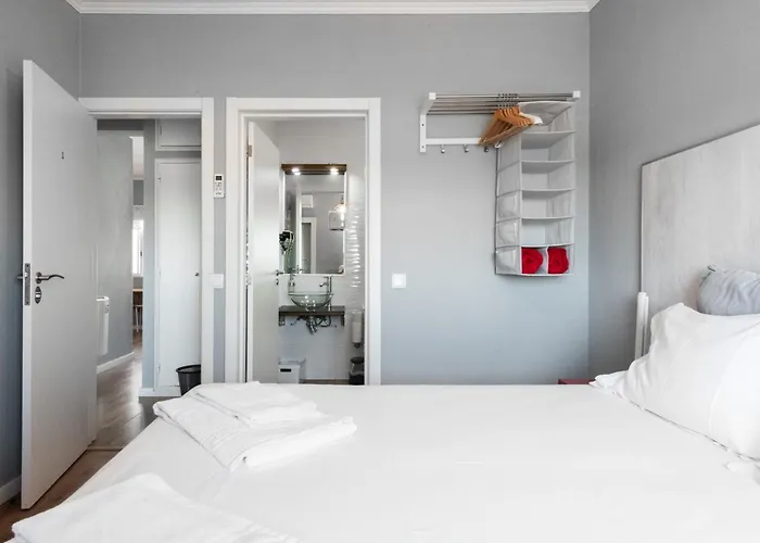 Lagos Uptown Bed & Breakfast