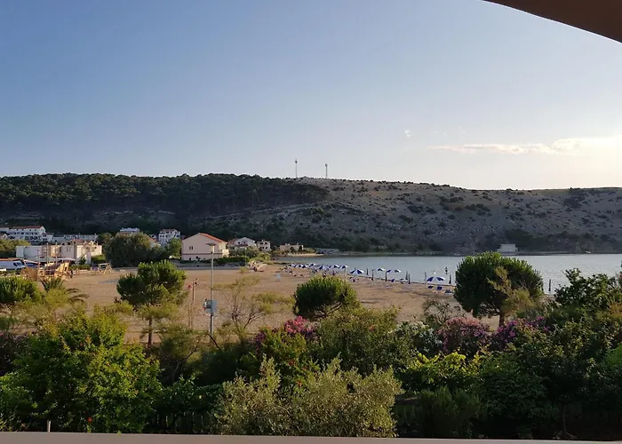 Apartments By The Sea Lopar