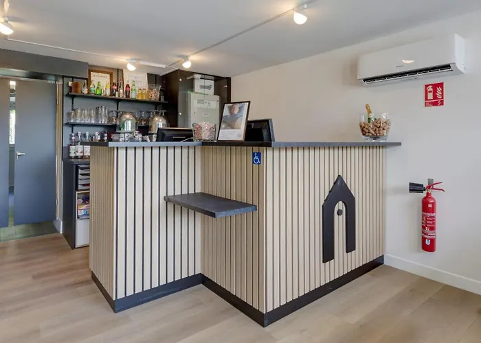 Hotel Campanile Epernay - Dizy 51530