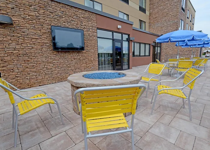 Fairfield Inn & Suites By Marriott Bowling Green