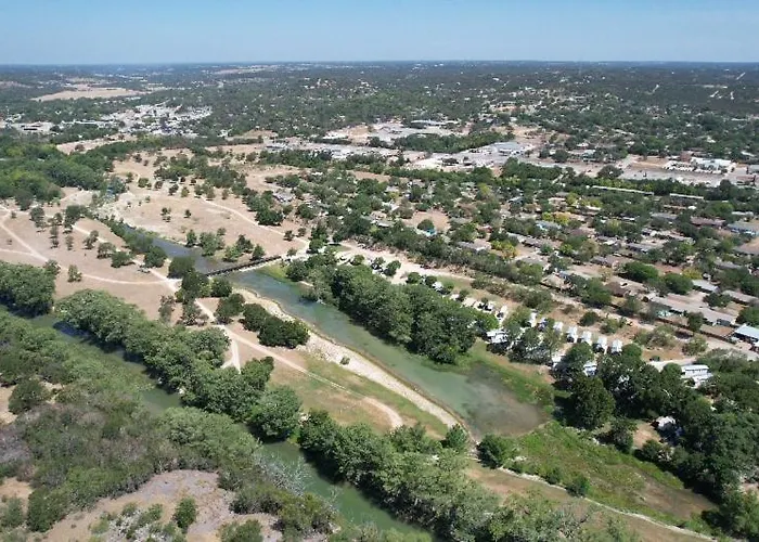 River Run Lodge On Guadalupe Kerrville