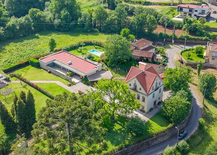 The Luxury And Nature Retreat With Pool, Jacuzzi & Bbq