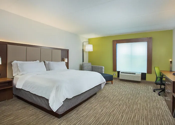 Holiday Inn Express & Suites Lebanon-Nashville Area By Ihg