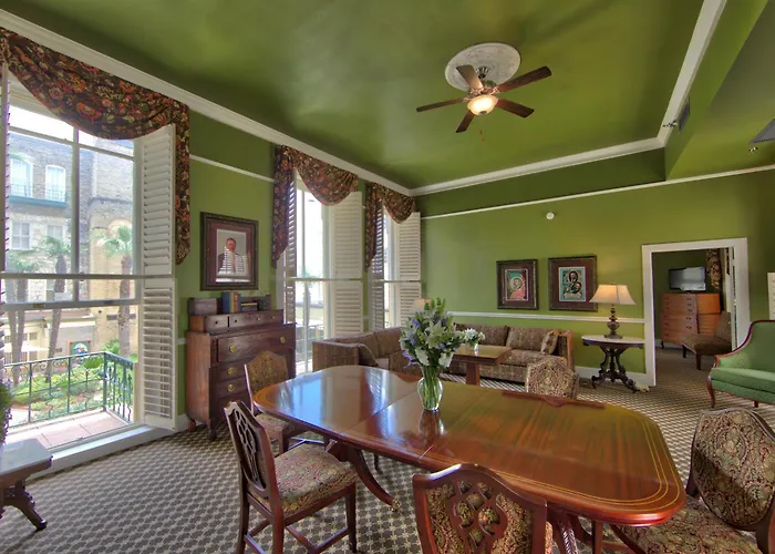 Menger Hotel