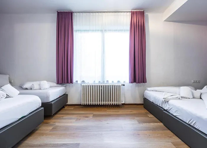 Edelweiss B&B, 24 - 7 contactless check-in Zell am See