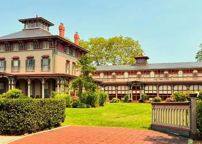 Southern Mansion