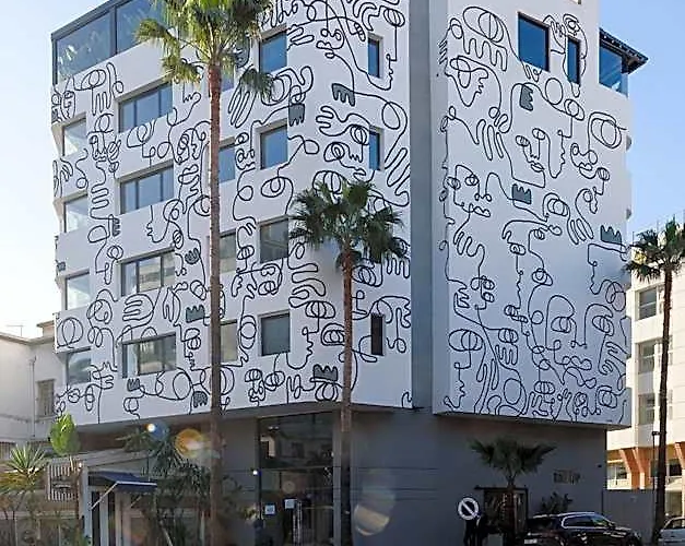 JM Suites Hotel Eco-Friendly Casa Blanca