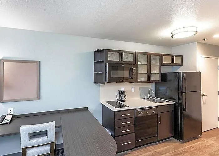 Ontario Airport Executive Inn