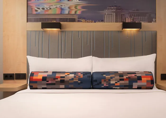 Hotel Aloft By Marriott Madrid Gran Via