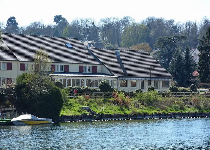 Logis Hotel Restaurant des Lacs Paris Sud Viry-Châtillon