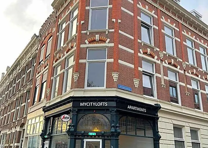 Rotterdam Inn