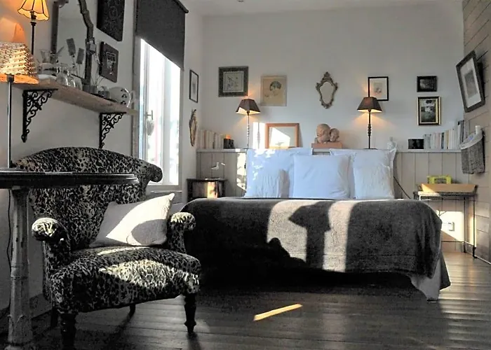 Les Chambres Du Chat Perche