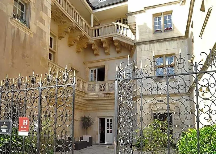 Hotel D'haussonville