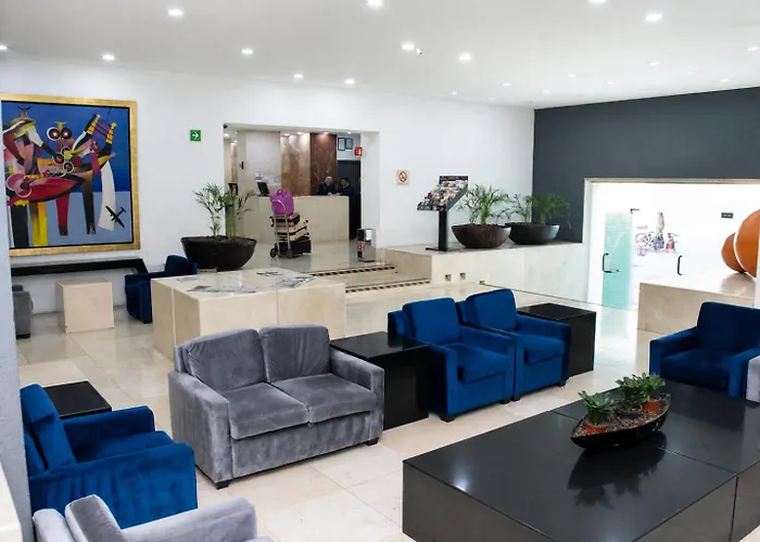 We Hotel Aeropuerto
