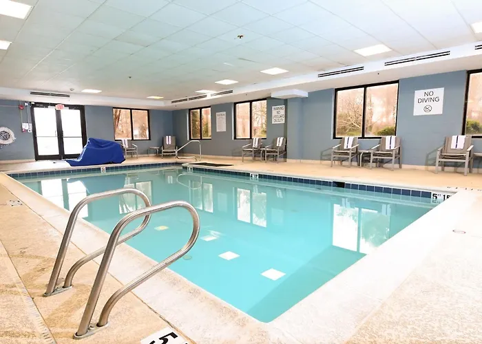 Holiday Inn Express Richmond Airport By Ihg Sandston