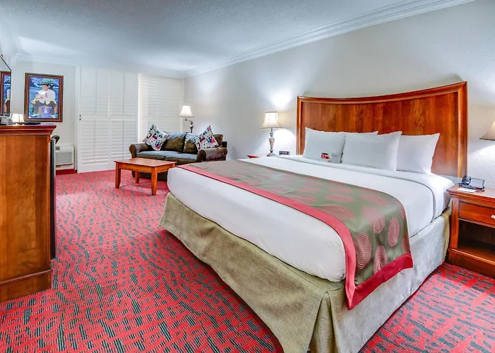 Ramada By Wyndham Metairie New Orleans Airport Hotel