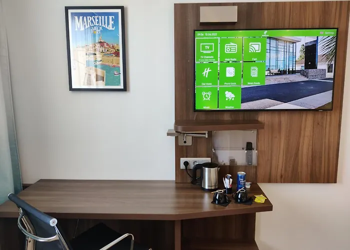 Holiday Inn - Marseille Airport By Ihg Vitrolles 
