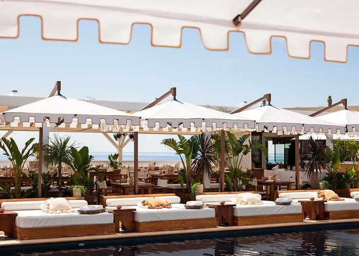 Monte Carlo Hotels
