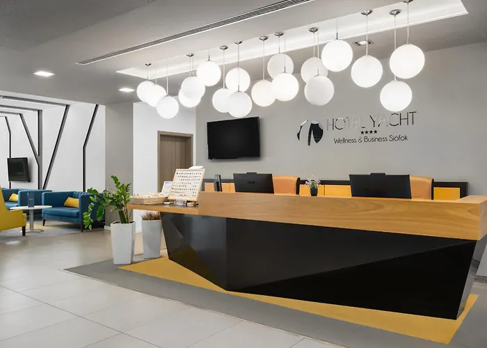Hotel Yacht Wellness&Business