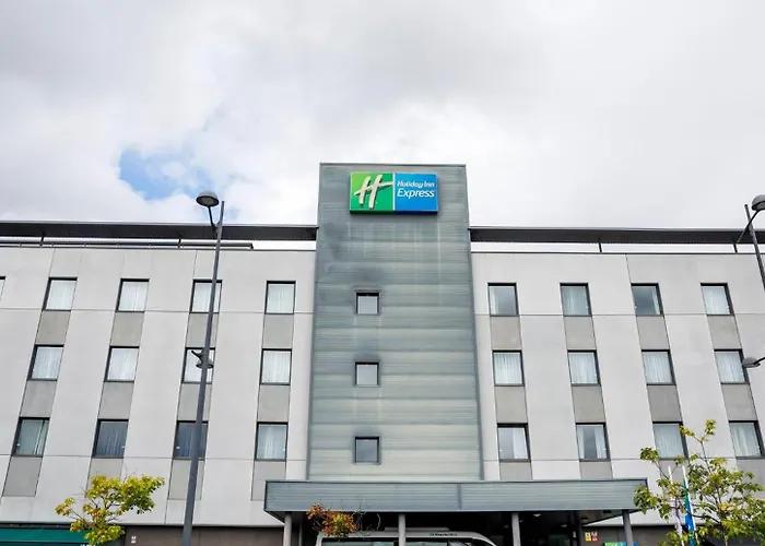 Holiday Inn Express Bilbao Airport By Ihg