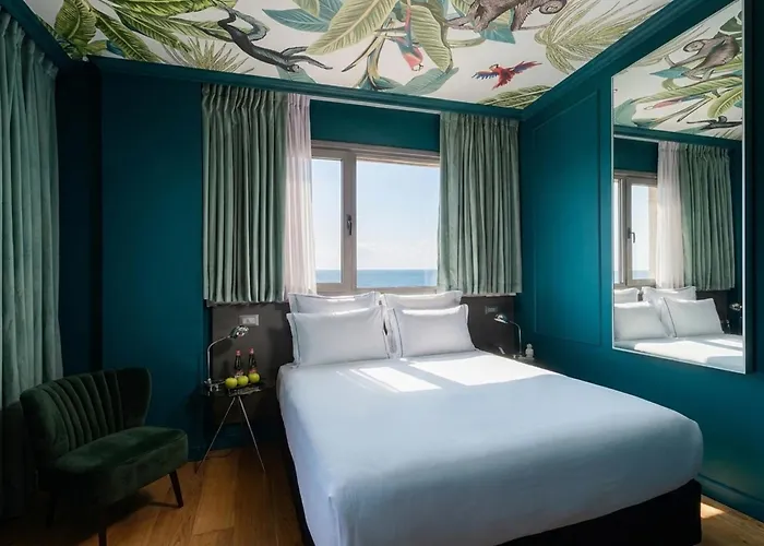 Seaside Hotel By Zvieli Hotels - Shelter Access Tel-Aviv