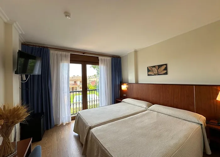 Hotel EntreRobles Sabaris