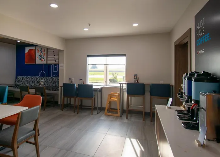 Holiday Inn Express & Suites Sulphur Springs By Ihg